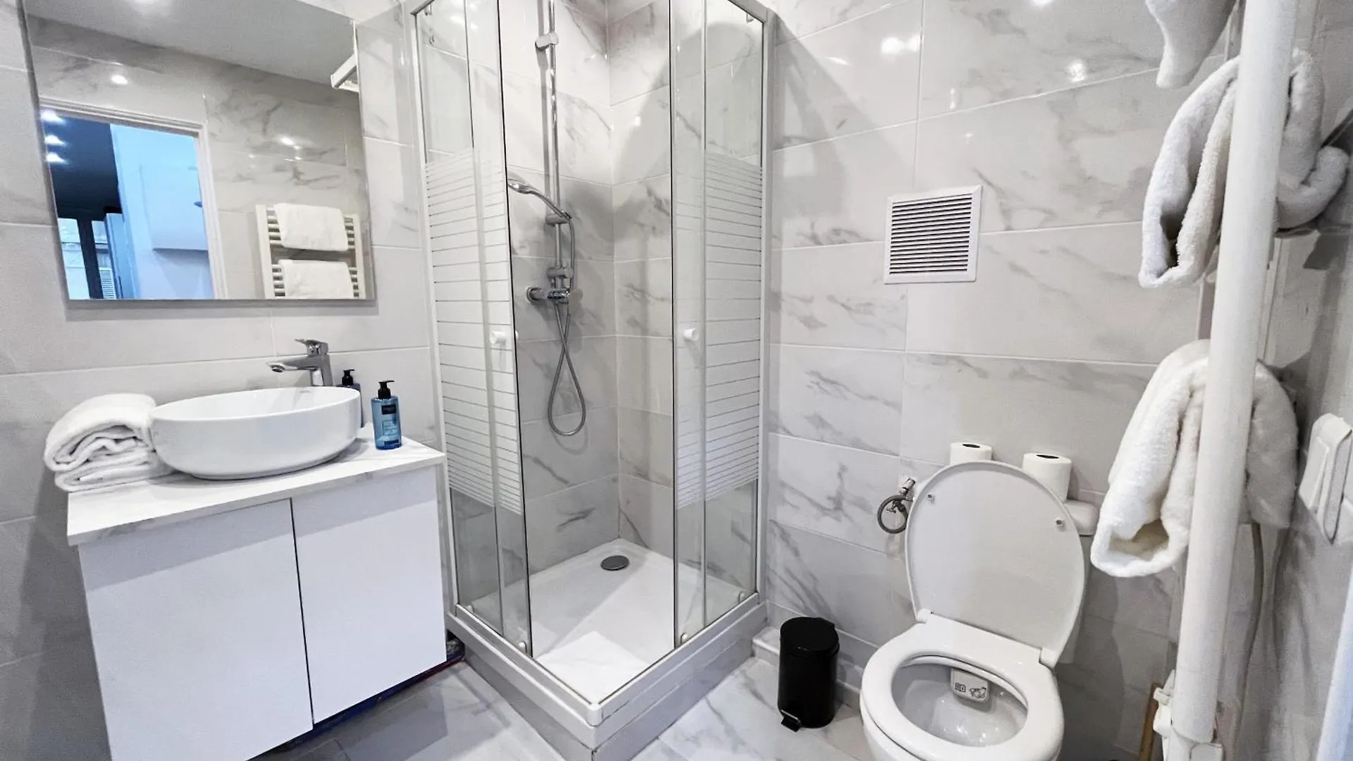 Urban Flat 17 - Pretty 3 Bdr Flat In Montorgueil